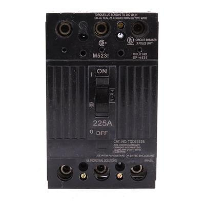 P12556.jpg GE Industrial TQD32225WL Bolt-On Mount Type TQD Molded Case Circuit Breaker 3-Pole 225-Amp 240-Volt AC